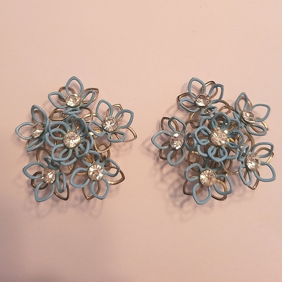 Vintage - MCM Blue Enamel Floral and Rhinestone Clip On Earrings - Picture 1 of 3